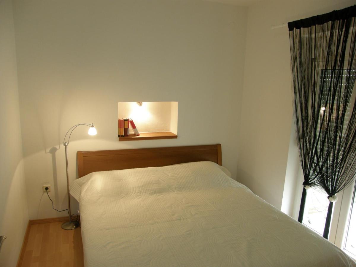 Apartments Belegrata Биоград на Мору Екстериор снимка