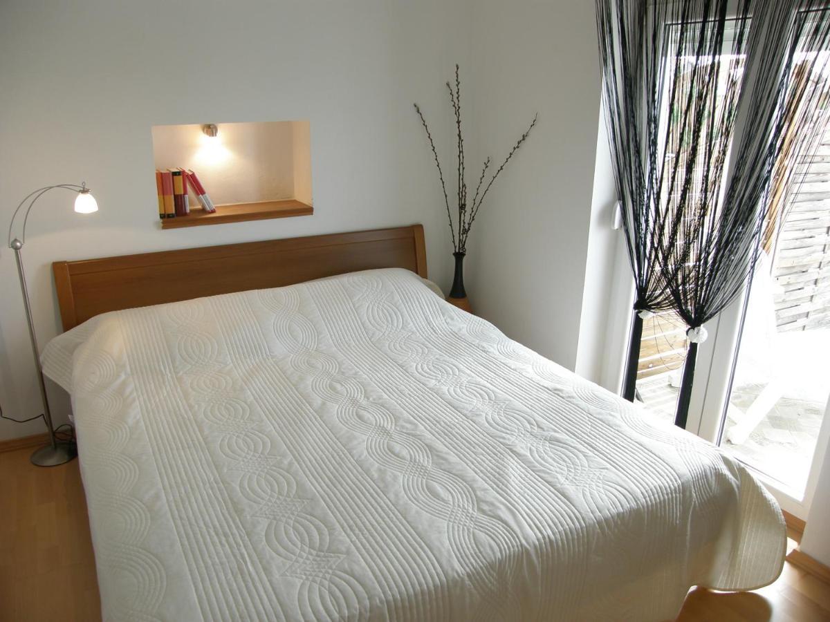 Apartments Belegrata Биоград на Мору Екстериор снимка